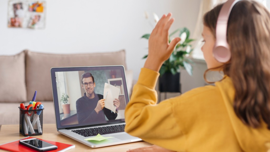 Matura podstawowa angielski: kursy i korepetycje online zagwarantują dobre efekty przy oszczędności czasu